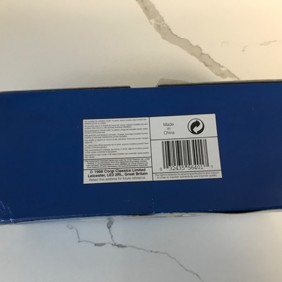 Corgi Classics Limited Edition Schlitz Diamond T620 Morgan Box Van 1:50  NIB - Picture 8 of 13